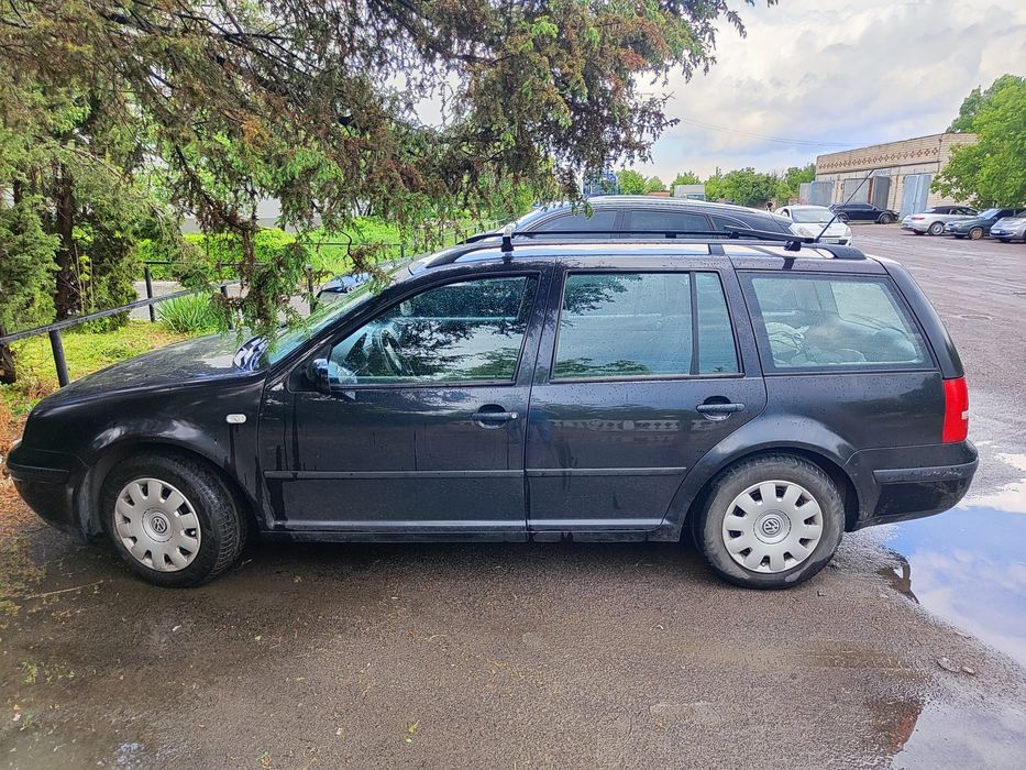 Продам WV Golf 4 бензин Гайсин