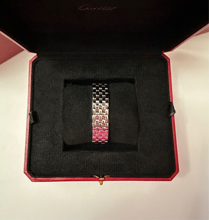 Cartier Panthere de Cartier Medium model