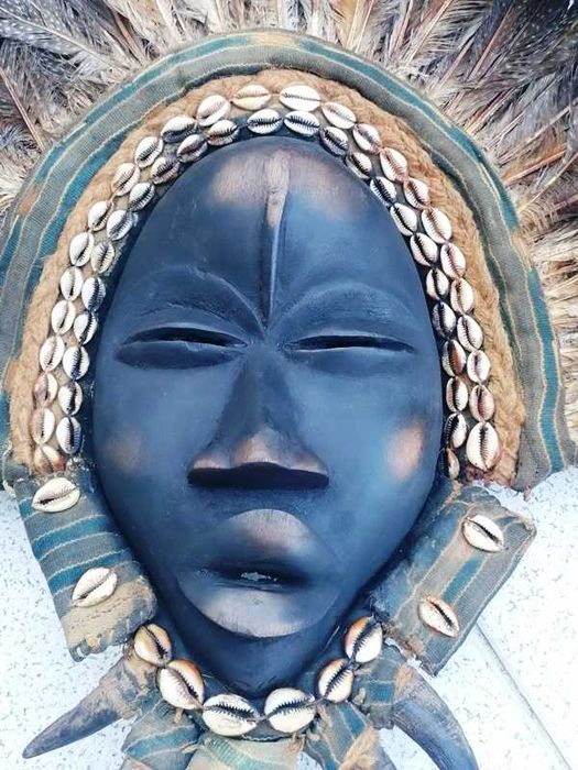 Mascara Dan da Costa do Marfim