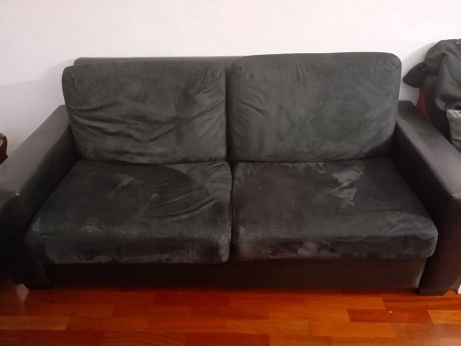 Sofás de sala em bom estado