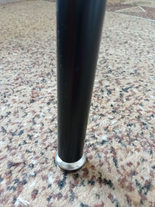 Стіл скляний кухонний