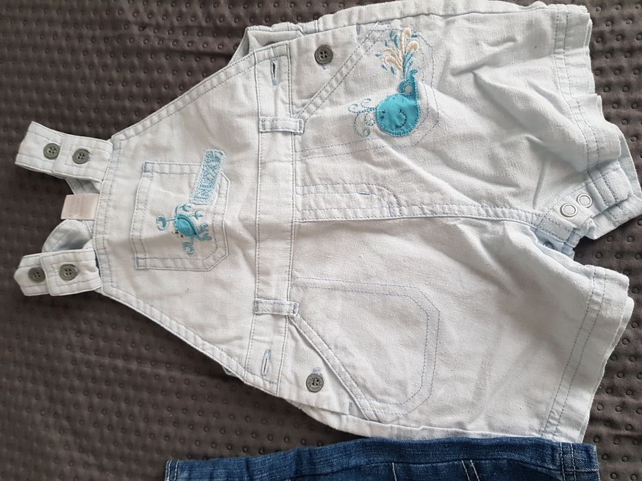 2 x ogrodniczkie niemowlęce 56 62 0-3 mce jeansy