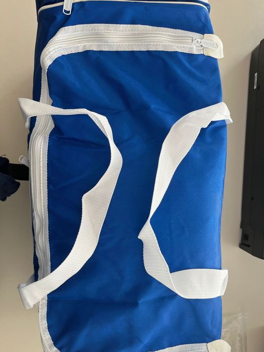 Saco estilo desportivo com alça grande