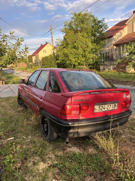 ford escort clx 1992