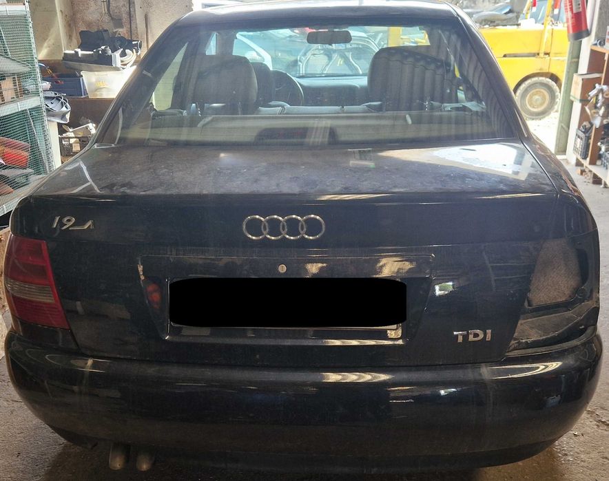 Audi A4 para peças