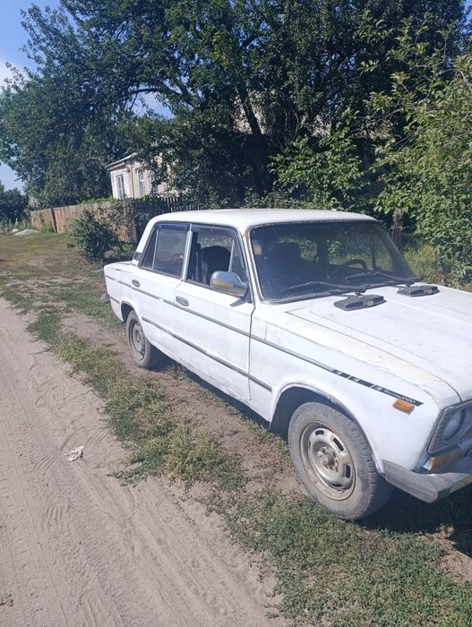 Продам ваз 2103, досить бадьора