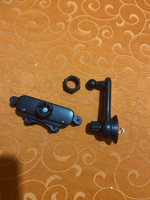 Suporte  de telemóvel para carro cor pteto ( Portes gratis)