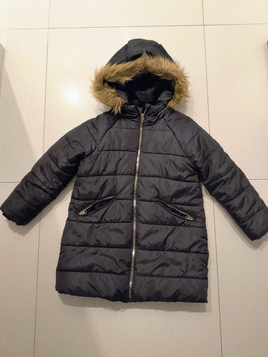 Płaszcz kurtka zimowa 122 dla dziewczynki czarna z kapturem