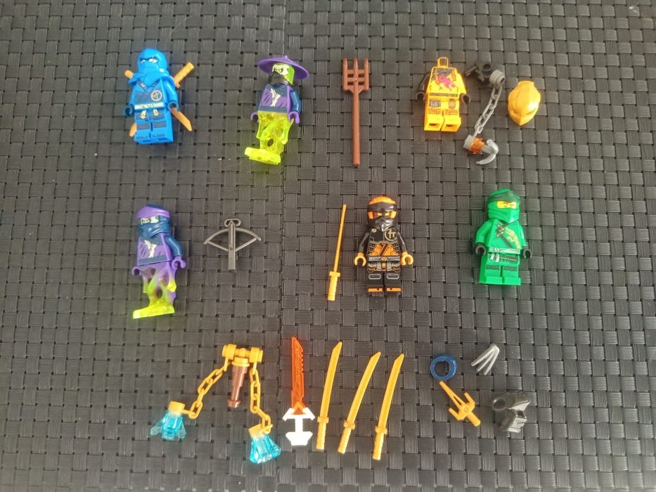 Figurki LEGO ninjago X6 plus bronie