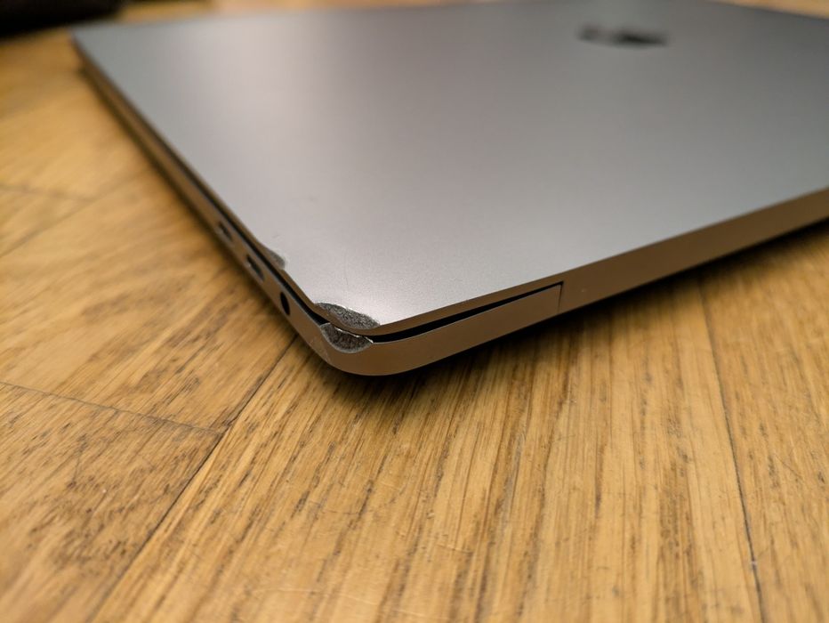 MacBook Pro 2018/2019, 15", i7, 17/512 ГБ.