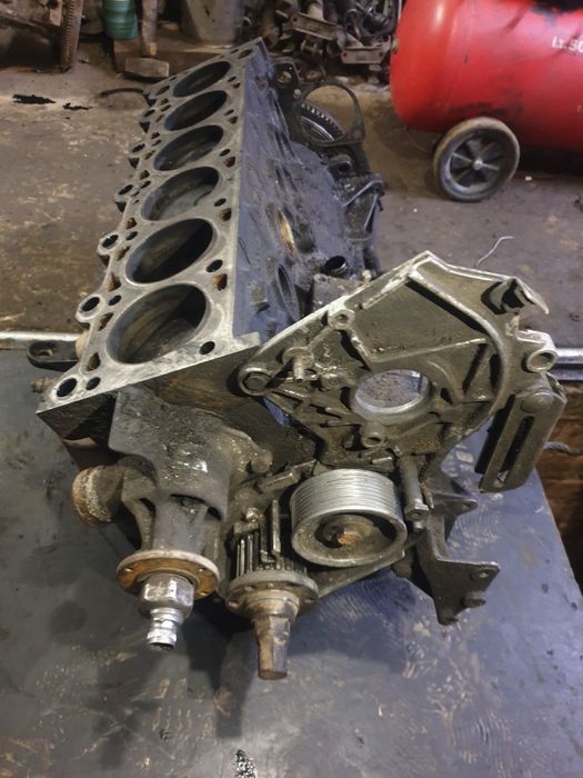 Продам двигуна м20 б20