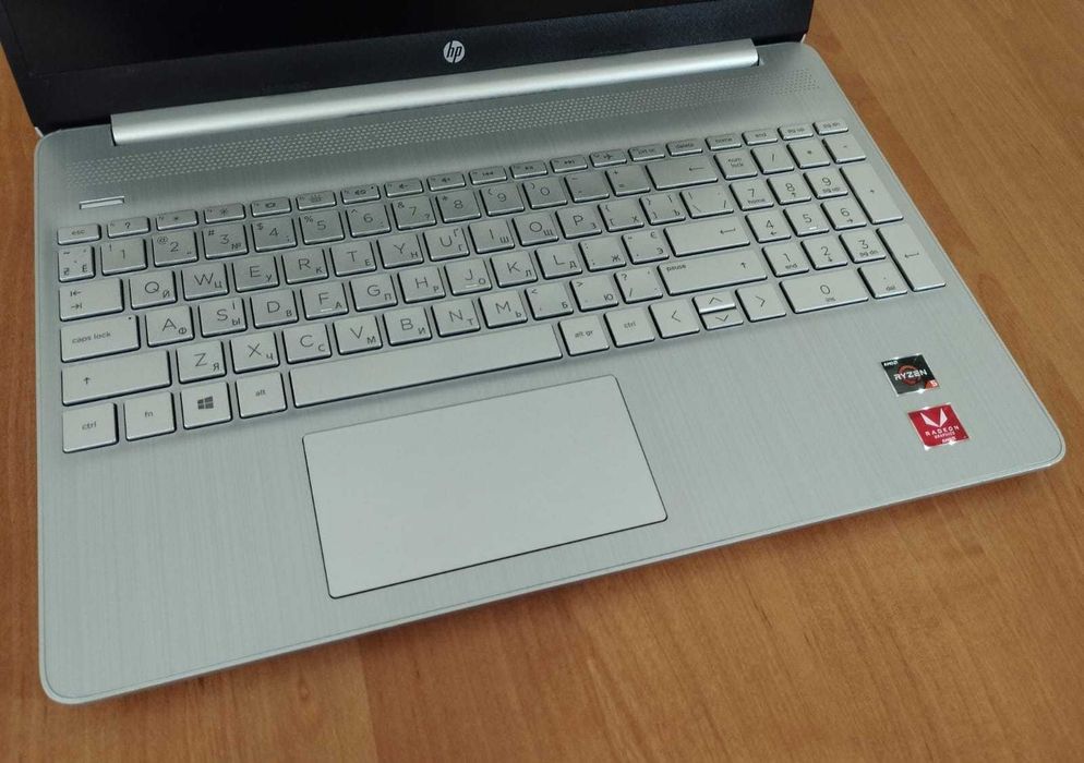 Ноутбук HP 15s-eq0005ua