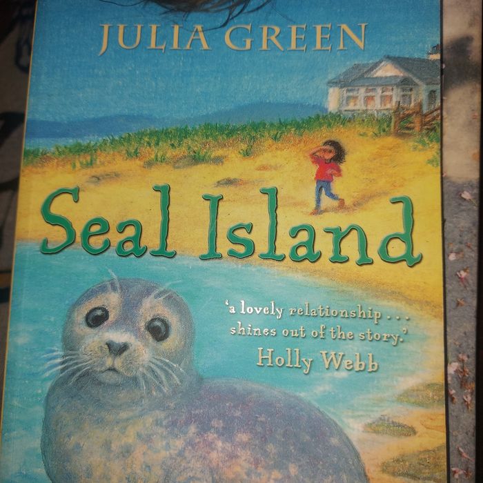 Julia Green - Seal Island