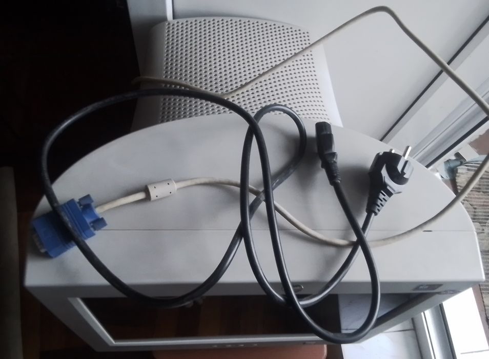 Монитор компьютерный Самсунг SynsMaster  рабочий 2004 год