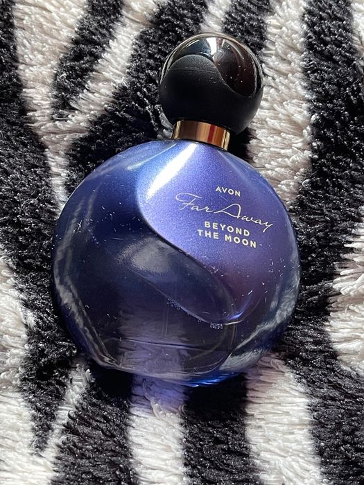 Perfumy - edp - Avon - far away beyond The moon