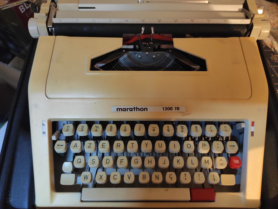 Máquina de escrever