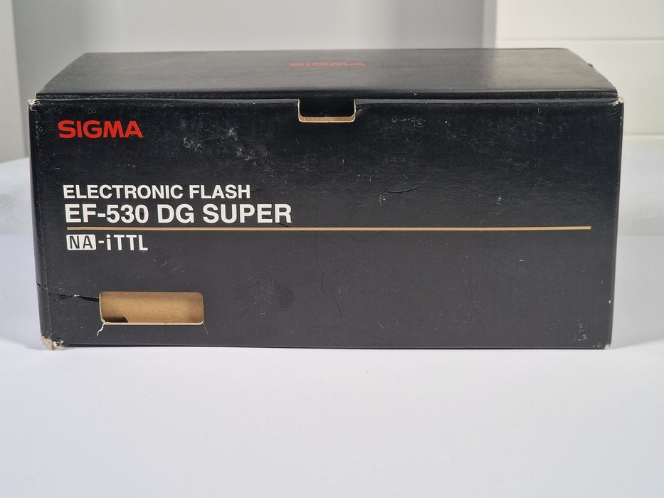 Lampa Sigma EF-530 DG Super do Nikona F