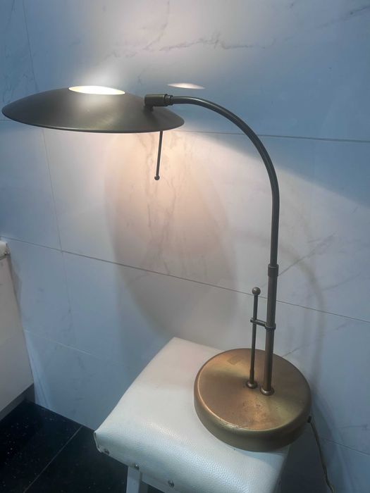 Lampa biurkowa duża ze ściemniaczem.