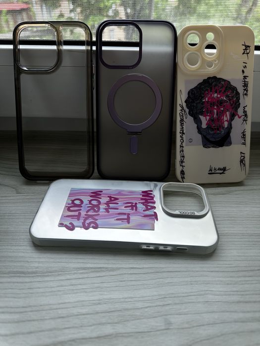 Продам чохли на 14 Pro Max (4шт. за 300)