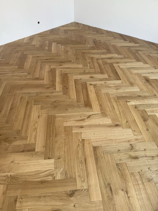 Podłoga Drewniana Jodełka Dąb Rustic, 4faza, 15x90x600mm, Olejowosk UV