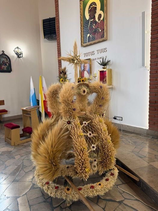 Piękny Winiec Dożynkowy- Korona