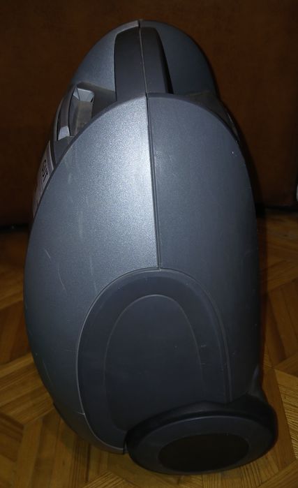 Electrolux AVQ2135 AEG PA7 odkurzacz