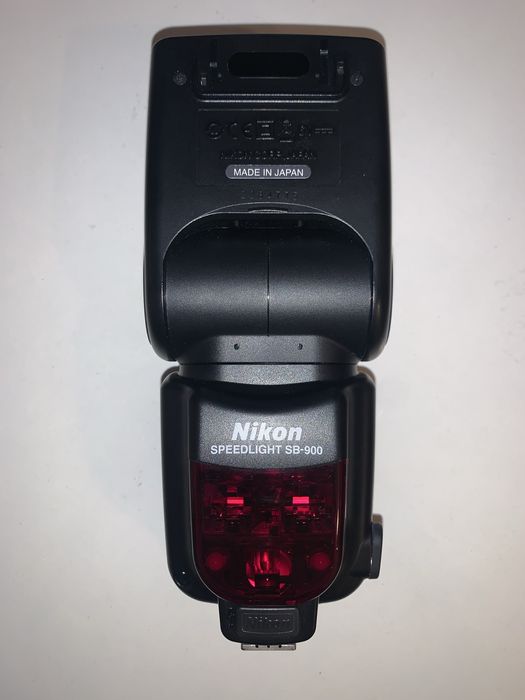 Професійний спалах Nikon Speedlight SB-900