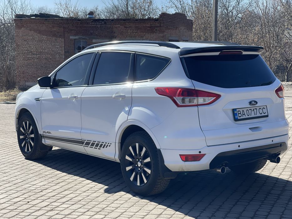 Продам Ford Kuga 2015 року