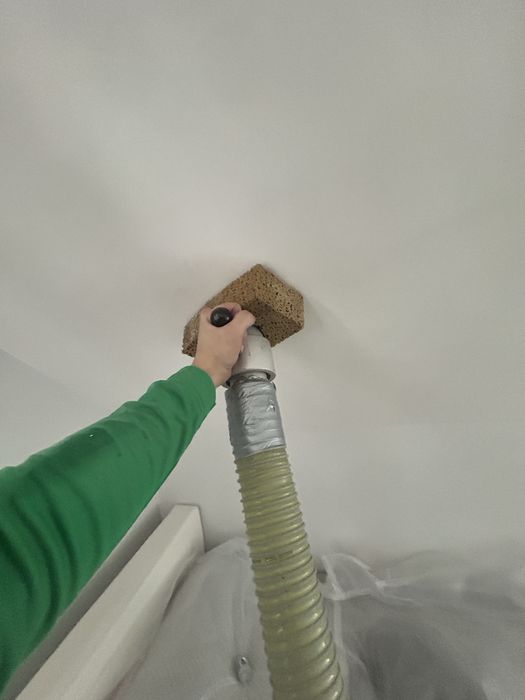 Ocieplanie dachów celulozą,granulatem wełny skalnej/mineralnej  Nadmuch