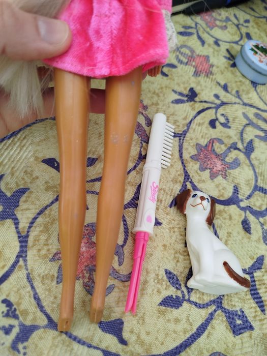 Barbie com vestido rosa
