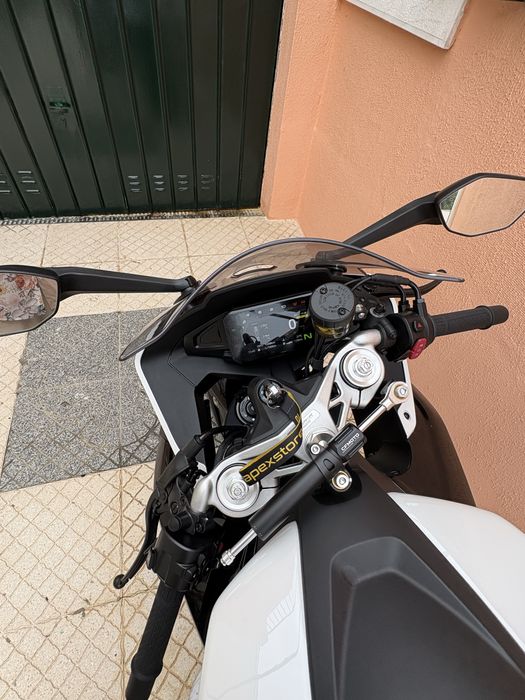 Cf moto- 675 Sr-r