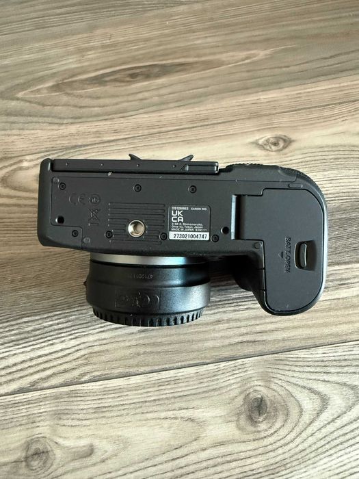 Canon EOS R6 Mark II + adapter EOS R - EF