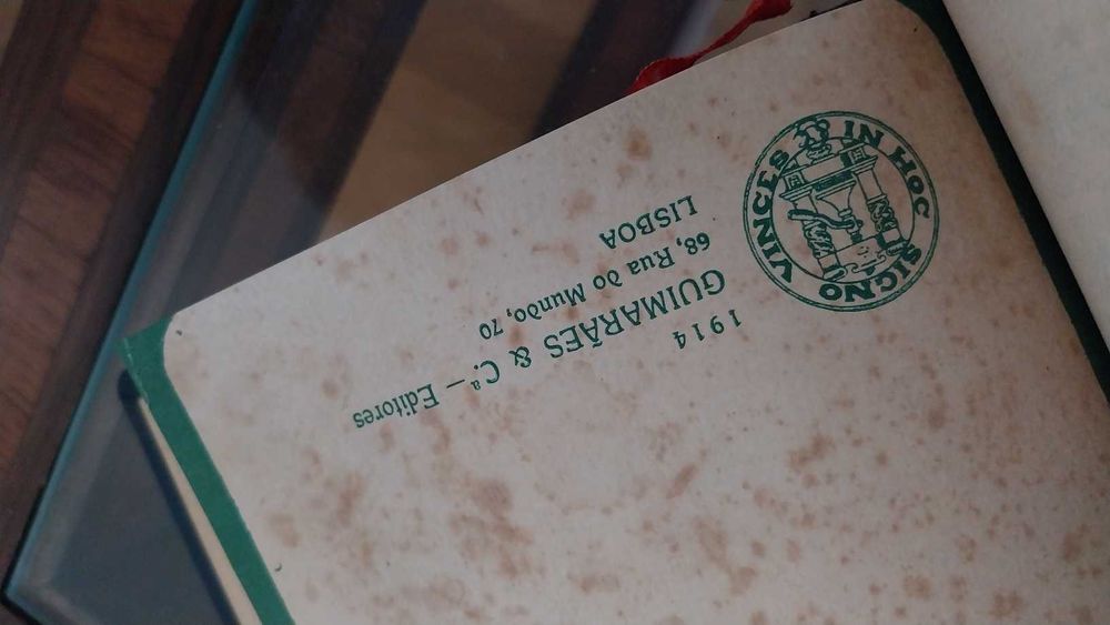 Livro A TERRA de Émile Zola (Português)