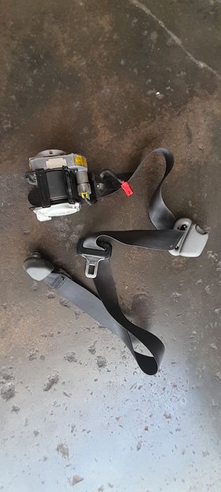 Cinto segurança Mitsubishi pajero