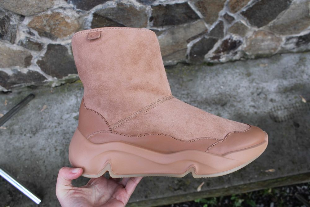 Зимові чоботи з натуральним хутром Ecco Chunky Sneak 40 розмір