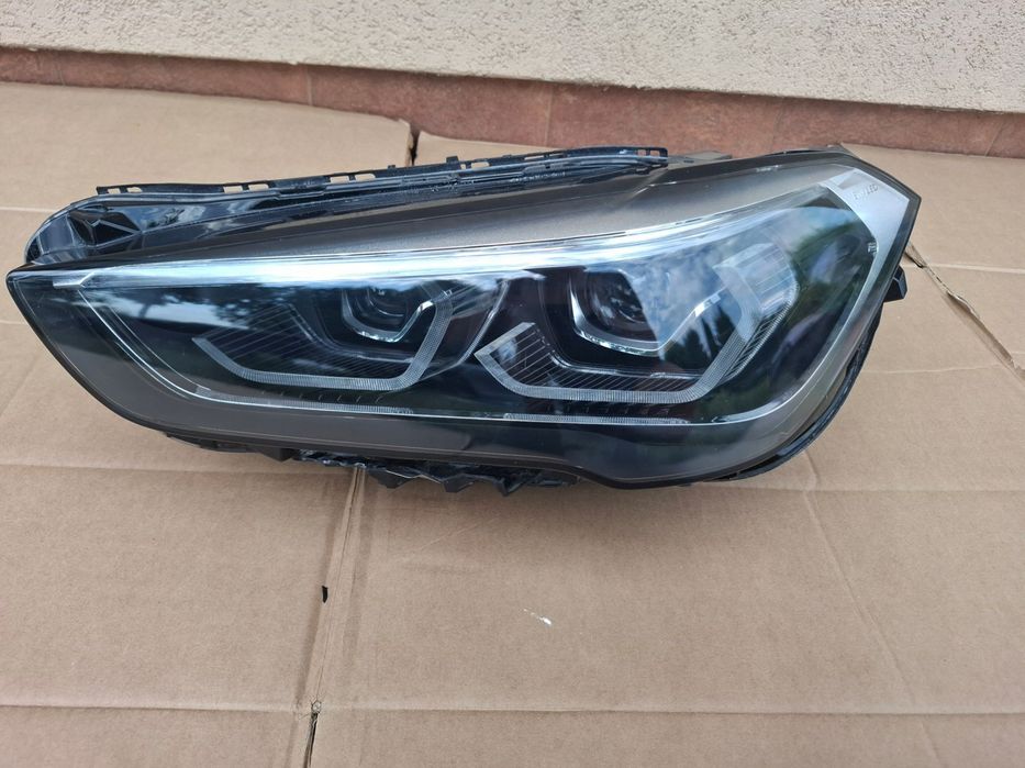 lampa przednia bmw 1 f48 lift lci full led oryginał ładny stan