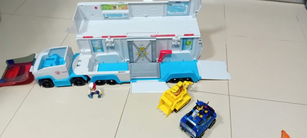 Camião Patrulha Pata