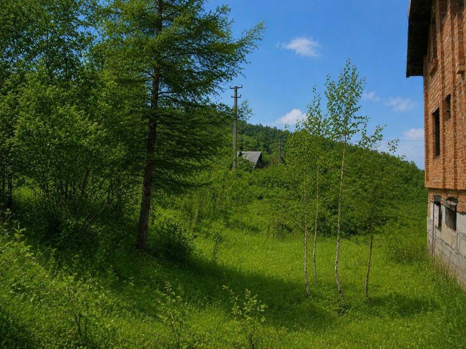 Будинок незаверш. траса Київ- Чоп, земля 23 сот. Карпати Сколе