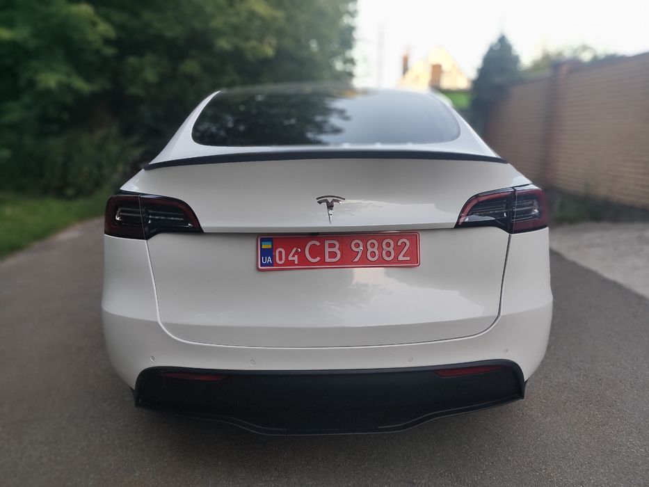 Tesla Model Y 21 р. 82 кВ. Київ
