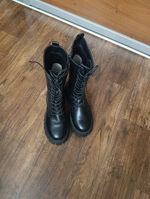 Черевики жіночі - берци