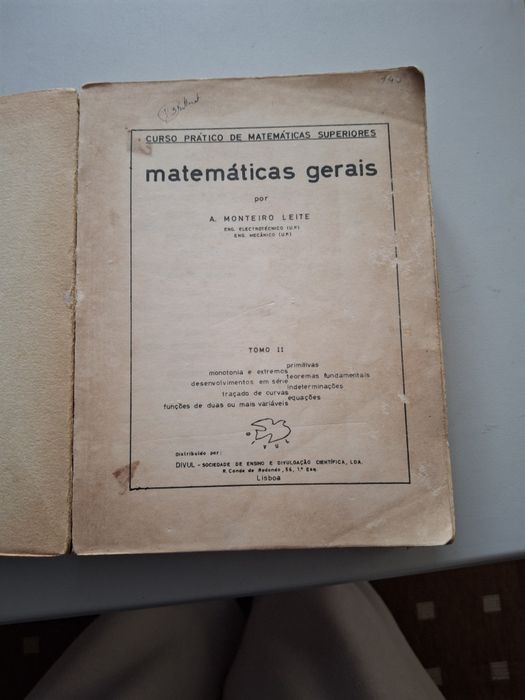 Manual de Matemáticas Gerais por A. Monteiro Leite