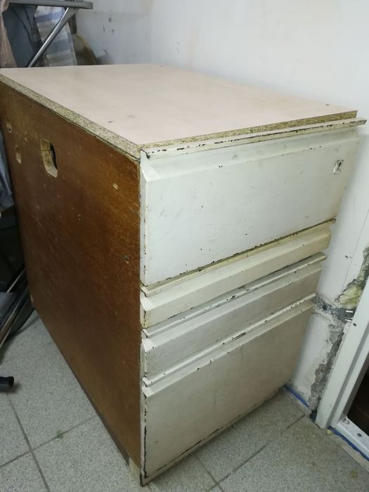 Продам комод на 5 ящиков