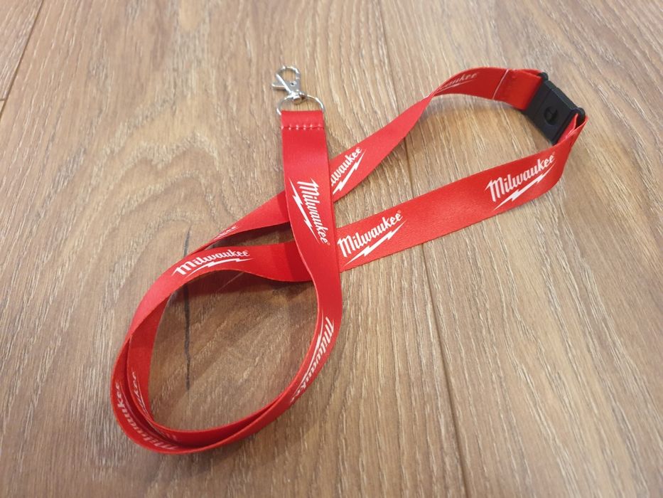 Smycz Milwaukee red czerwona