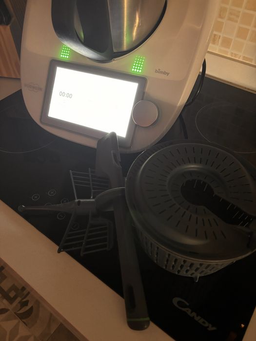 Bimby TM6  como NOVA. Todos os acessórios/ Saco transp original novo