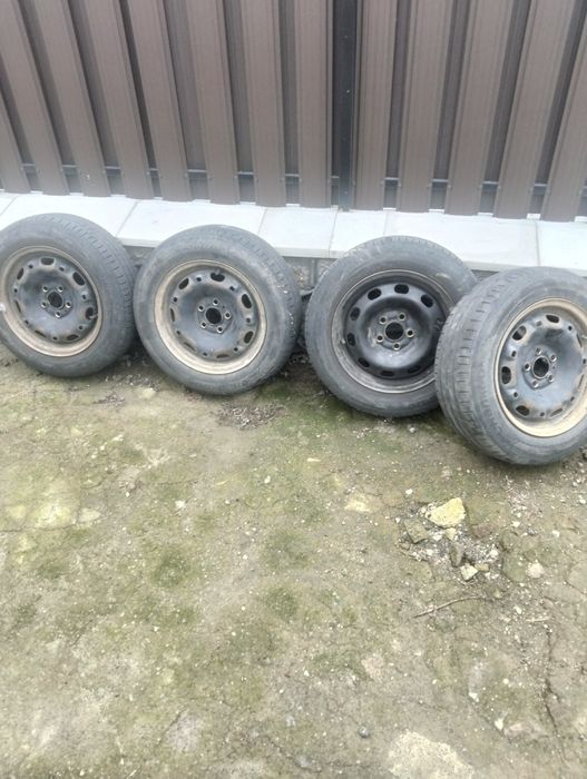 Продам колеса.одне 1000