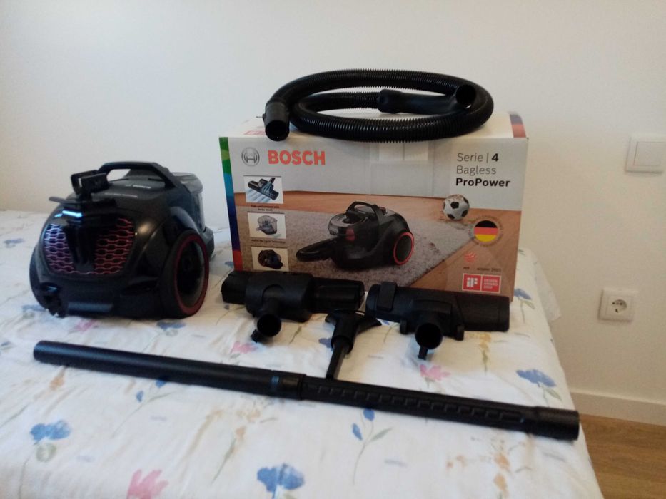 Aspirador sem saco BOSCH