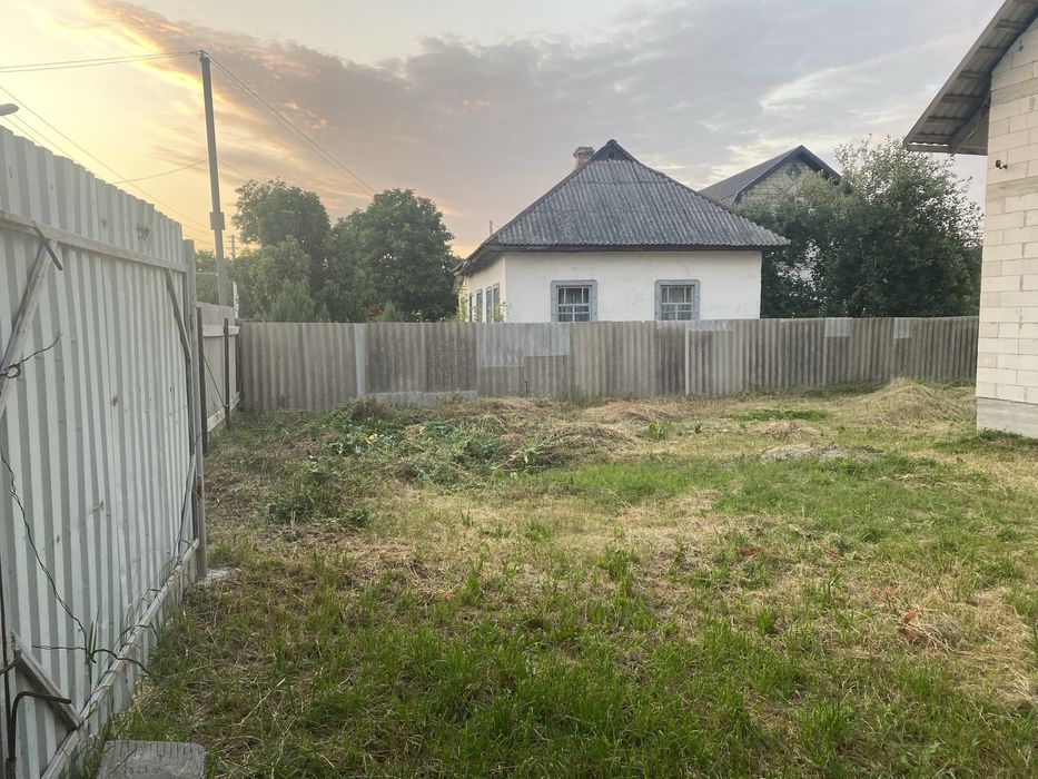 Земельна ділянка, будинок Княжичі Броварського р-н