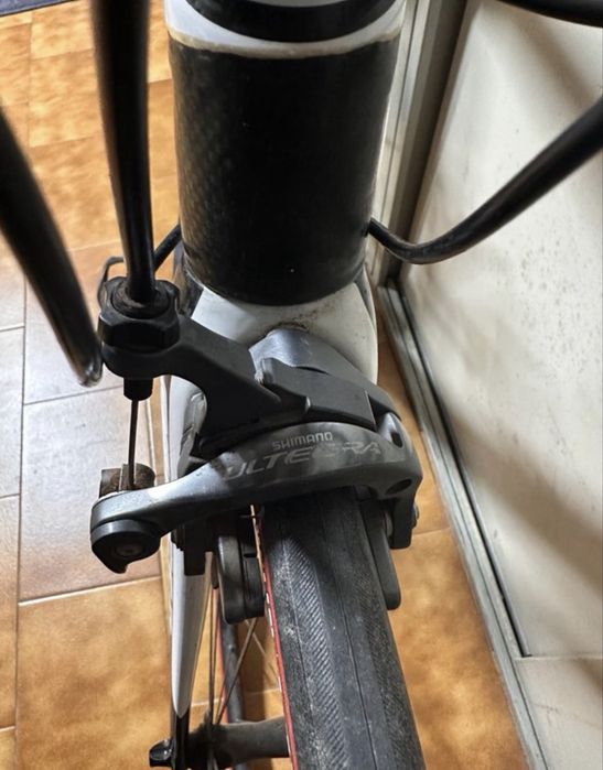 Bicicleta de estrada Moser em carbono