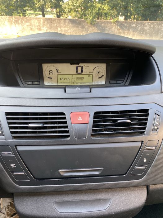 Citroën C4 Picasso — fotografia 7