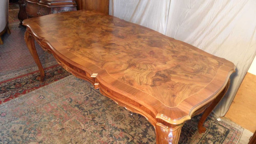 Stół Orech Kaukaski Forirowany  zWłoch